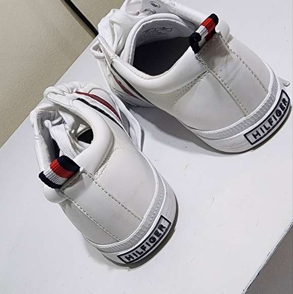 TOMMY HILFIGER white Sneakers US 8W - Picture 3 of 5
